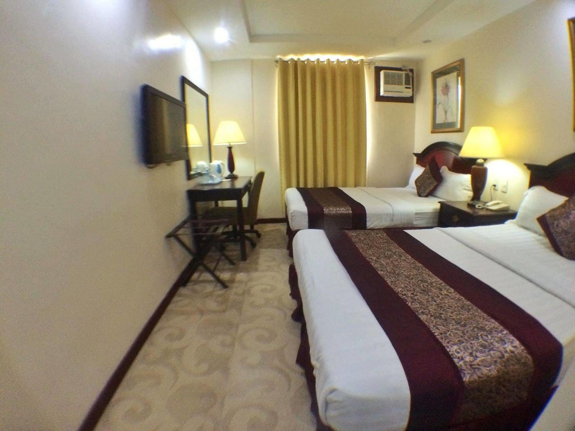 Cindy Kelly Hotel Olongapo Extérieur photo